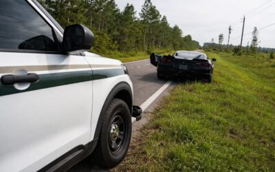 Un Corvette a fost prins cu 209 km/h în Florida. Noua lege "Super Speeder" poate trimite șoferul la închisoare 12 Un Corvette a fost prins cu 209 km/h în Florida. Noua lege „Super Speeder” poate trimite șoferul la închisoare