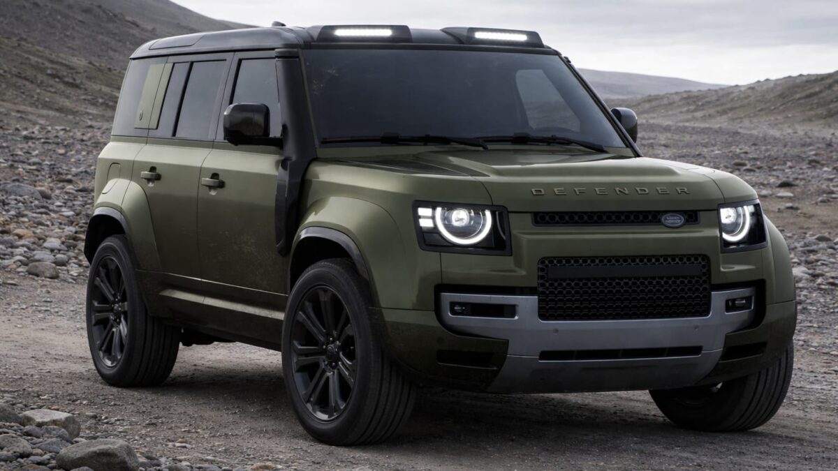 Land Rover a tăiat 93 CP din Defender OCTA pentru Europa. Cum afectează noile norme Euro 6e-bis performanța 1 Land Rover a tăiat 93 CP din Defender OCTA pentru Europa. Cum afectează noile norme Euro 6e-bis performanța