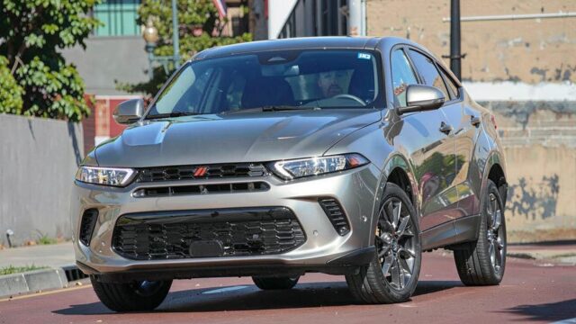 Dodge Hornet dispare din America de Nord cu doar 88 de mașini rămase 3 Dodge Hornet dispare din America de Nord cu doar 88 de mașini rămase