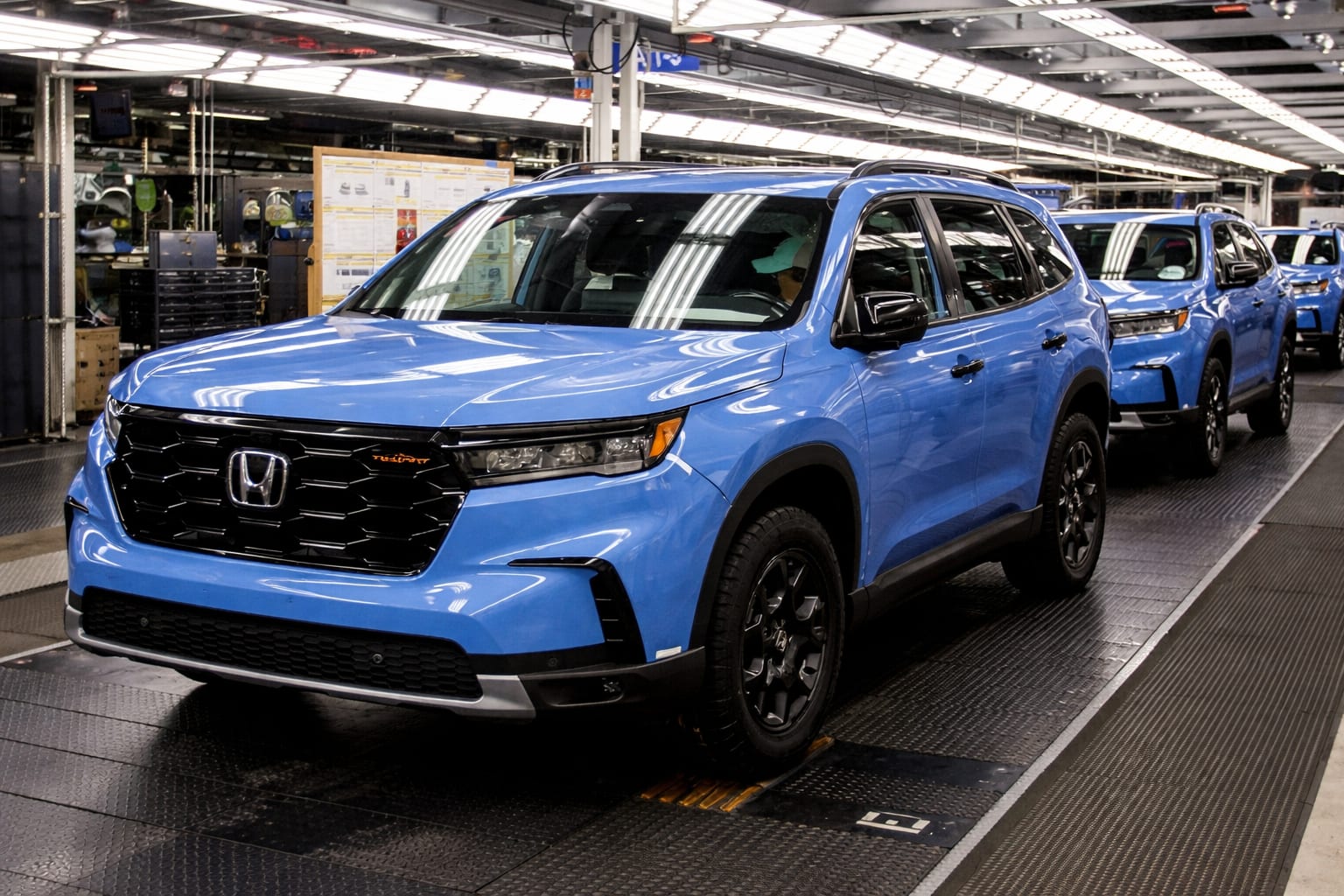 Honda caută o nouă fabrică în America de Nord. Hibridele trebuie să acopere o gaură de peste 15 miliarde de dolari 2 fabrică Honda hibride, imagine 2