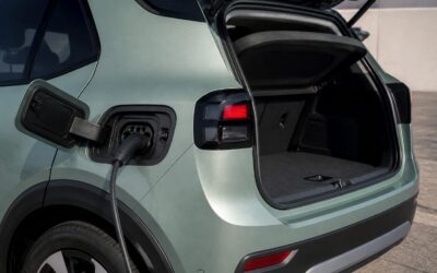 271 mile autonomie, 475 litri portbagaj și butoane fizice. Are sens noul SUV electric mic de la Volkswagen?