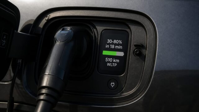 510 km WLTP și încărcare 30-80% în 18 minute pentru noul brand electric care vine acum în România