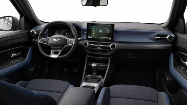 Geamul electric lent la Dacia. Nu este întotdeauna motorul de vină, o curățare te scapă de cheltuieli mari