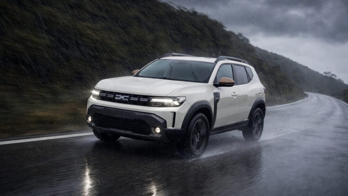 La Dacia, o pată de apă la 30 de centimetri distanță trimite diagnosticul în locul greșit