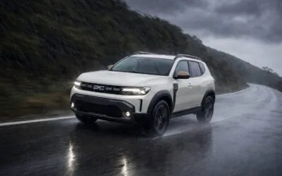 La Dacia, o pată de apă la 30 de centimetri distanță trimite diagnosticul în locul greșit