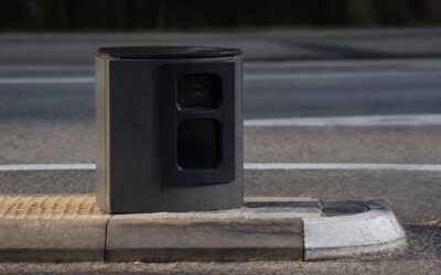România montează 145 de insule de calmare a traficului. Acestea vor înregistra viteza pe anumite tronsoane rutiere