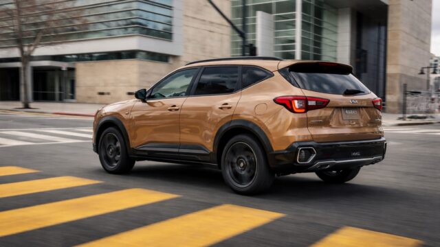 24.990 de dolari pentru un SUV subcompact cu 787 de litri în portbagaj merită atenție? 14 24.990 de dolari pentru un SUV subcompact cu 787 de litri în portbagaj merită atenție?