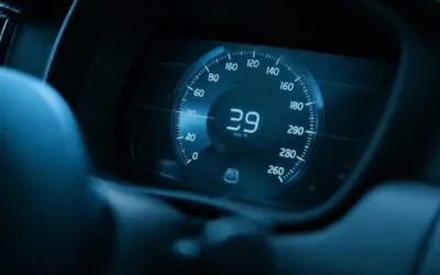 Comisia Europeană analizează o tehnologie care taie automat accelerația mașinii