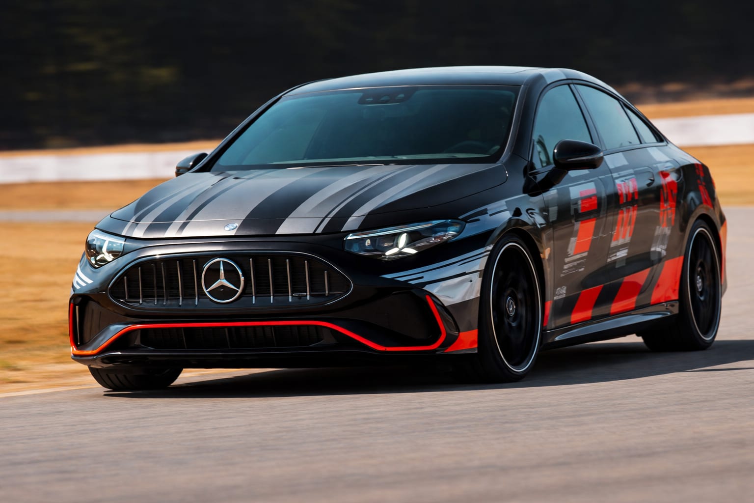 Mercedes-AMG CLA 45 4MATIC+ electric are 680 CP și peste 670 km autonomie WLTP 2 Mercedes-AMG CLA 45 4MATIC+ electric, imagine 2