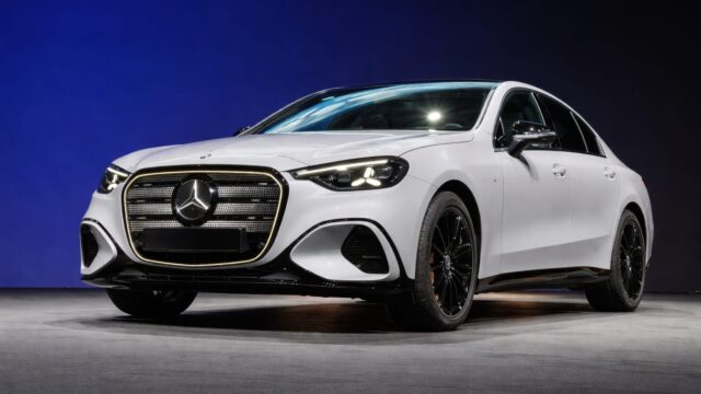 Mercedes-Benz lansează Clasa C Electric, cu până la 762 km autonomie WLTP. Modelul va fi produs exclusiv în Ungaria 14 Mercedes-Benz lansează Clasa C Electric, cu până la 762 km autonomie WLTP. Modelul va fi produs exclusiv în Ungaria