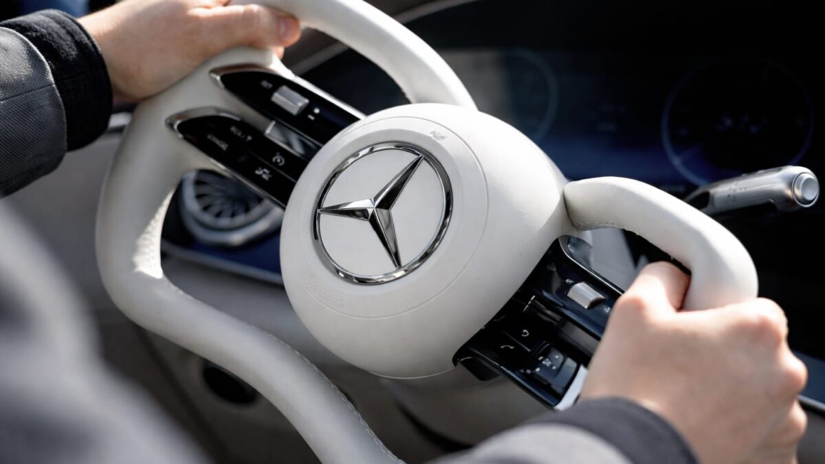 Mercedes riscă un blocaj de 15% în SUA. Vânzările din China au scăzut cu 30% în T2