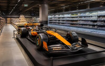 Kaufland și Monster Energy aduc trafic din zona motorsportului cu un monopost de Formula 1 expus în magazin
