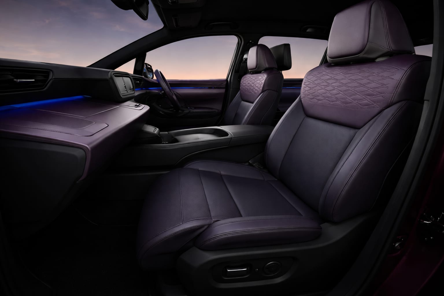 Nissan Elgrand E-Power, imagine 2