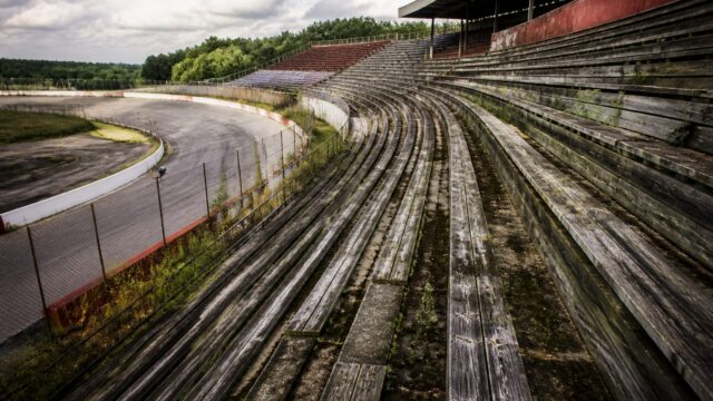 North Wilkesboro Speedway revine în NASCAR după 25 de ani. Cum a fost salvat circuitul istoric din North Carolina 18 North Wilkesboro Speedway revine în NASCAR după 25 de ani. Cum a fost salvat circuitul istoric din North Carolina