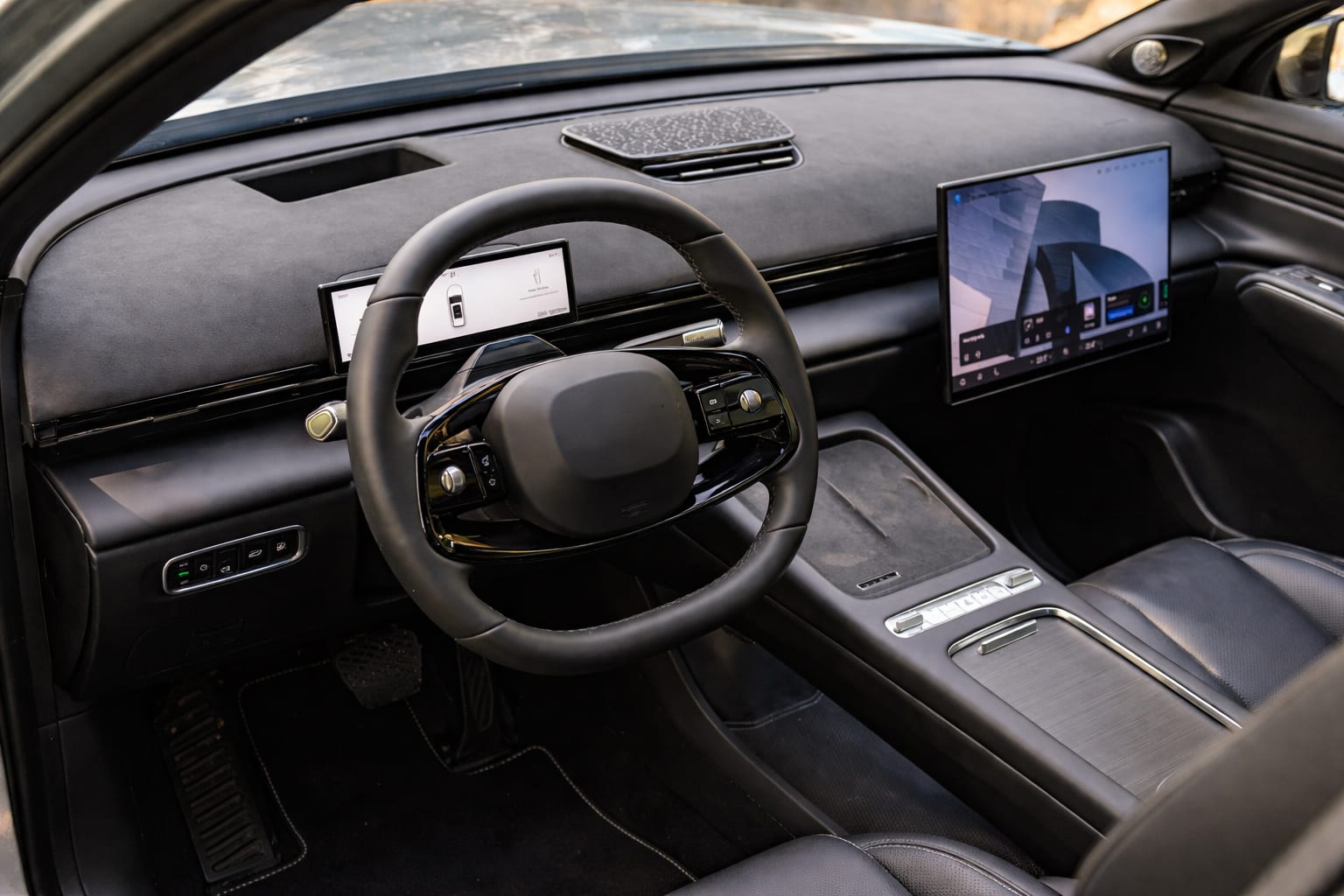 SUV-urile consacrate primesc un rival nou din China. OMODA 7 mizează pe confort și interior, dar pierde la spațiu 2 OMODA 7 SHS-P, imagine 2
