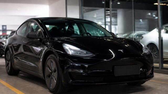 S$129.000 pentru o mașină mică în Singapore. Tesla Model 3 ajunge la S$203.411 cu tot cu certificat 2 S$129.000 pentru o mașină mică în Singapore. Tesla Model 3 ajunge la S$203.411 cu tot cu certificat