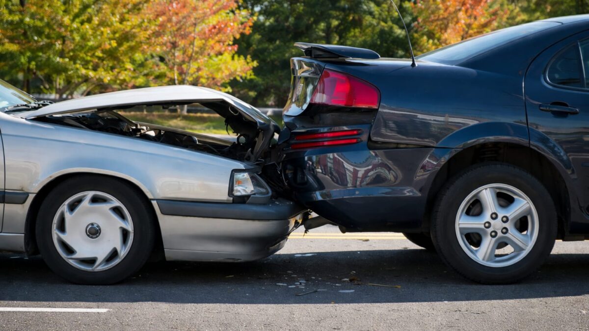 Piața CASCO a urcat la 979 milioane de lei în T1/2026. Numărul polițelor noi a sărit cu 75% după furtuni intense 1 Piața CASCO a urcat la 979 milioane de lei în T1/2026. Numărul polițelor noi a sărit cu 75% după furtuni intense