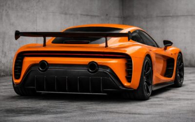 Atelierul Angelelli Automobili mută motorul unui Porsche 911 la centru