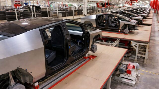 Tesla a dat Angstrom în judecată pe 23 iulie. Producția de Cybertruck riscă să se oprească în câteva zile fără piese