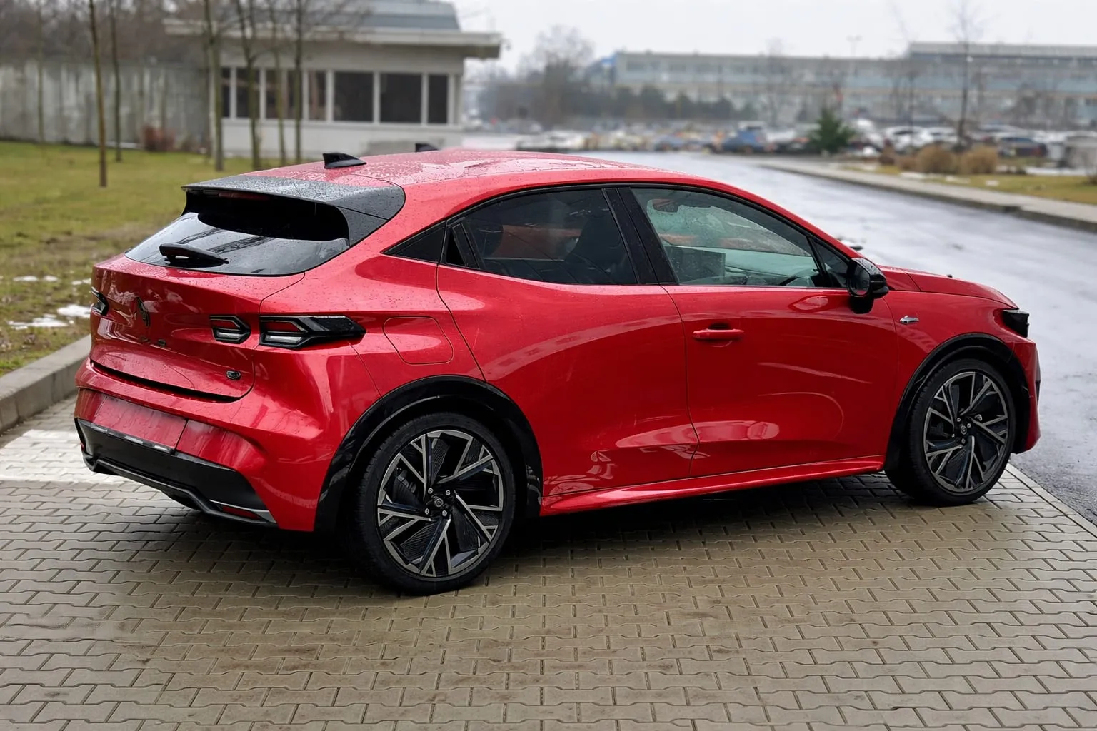 Renault atacă Rabla 2026 cu 9 modele. Prețurile încep de la 14.100 de euro, iar modelul cel mai scump ajunge 2 Renault Rabla 2026, imagine 2