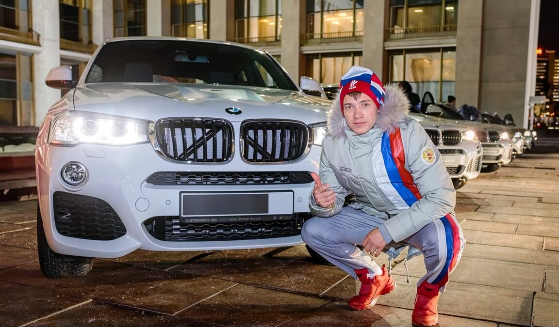 145 de SUV-uri BMW X5, X6 și X7 sunt asamblate în Rusia fără acordul mărcii 1 145 de SUV-uri BMW X5, X6 și X7 sunt asamblate în Rusia fără acordul mărcii