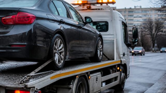 Tractări auto București. Servicii rapide și eficiente, prețuri accesibile pentru orice tractare auto din România 4 Tractări auto București. Servicii rapide și eficiente, prețuri accesibile pentru orice tractare auto din România