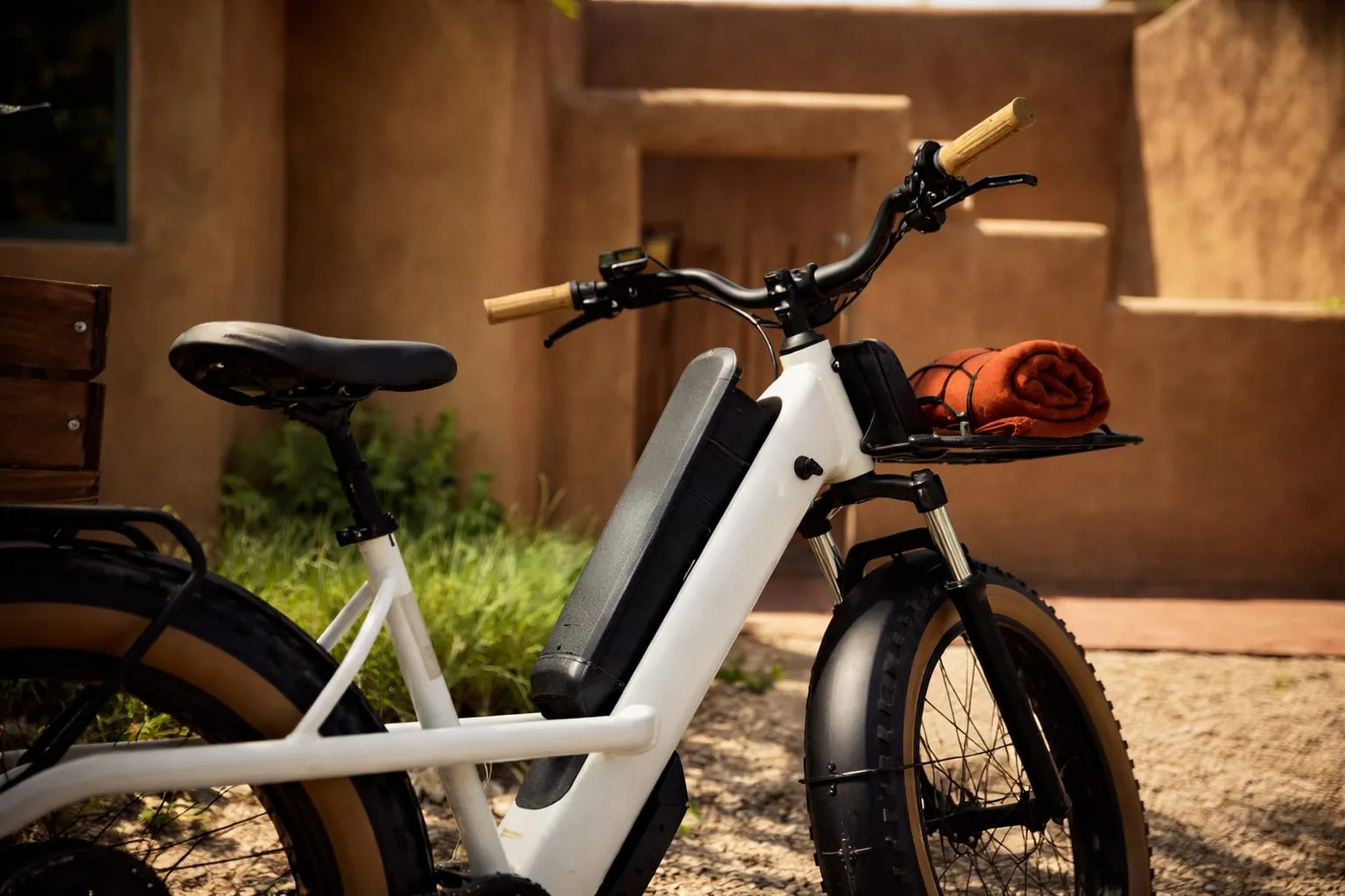 200 kg, 97 km, 2.190 de euro. Are sens această bicicletă electrică în locul mașinii de oraș? 4 Trek Borrego+, imagine 4
