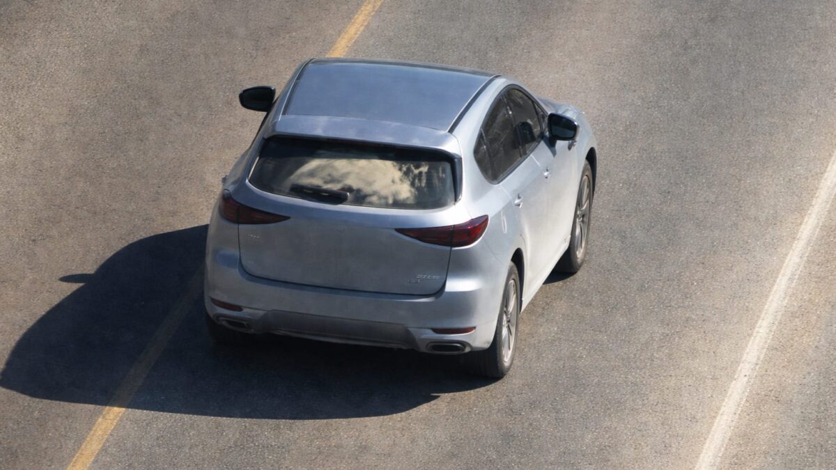Mazda CX-90 surprinsă cu 168 km/h într-o zonă de lucrări din Spania. Când o amendă de 600 de euro devine dosar penal 1 Mazda CX-90 surprinsă cu 168 km/h într-o zonă de lucrări din Spania. Când o amendă de 600 de euro devine dosar penal