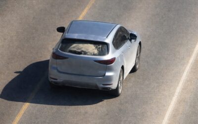 Mazda CX-90 surprinsă cu 168 km/h într-o zonă de lucrări din Spania. Când o amendă de 600 de euro devine dosar penal