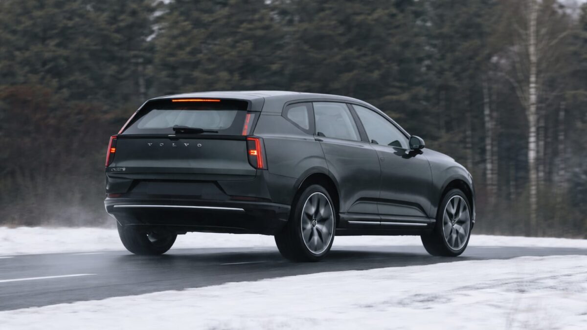 Volvo EX60 pornește livrările în Suedia și oferă 810 km autonomie WLTP 1 Volvo EX60 pornește livrările în Suedia și oferă 810 km autonomie WLTP