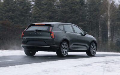Volvo EX60 pornește livrările în Suedia și oferă 810 km autonomie WLTP