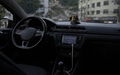 Ți-a apărut semaforul în Waze? Explicația ține de editorii voluntari, nu de versiunea aplicației