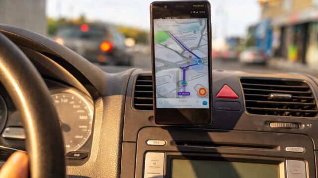 Ți-a apărut semaforul în Waze sau nu? Explicația nu ține de update-ul aplicației 14 Ți-a apărut semaforul în Waze sau nu? Explicația nu ține de update-ul aplicației