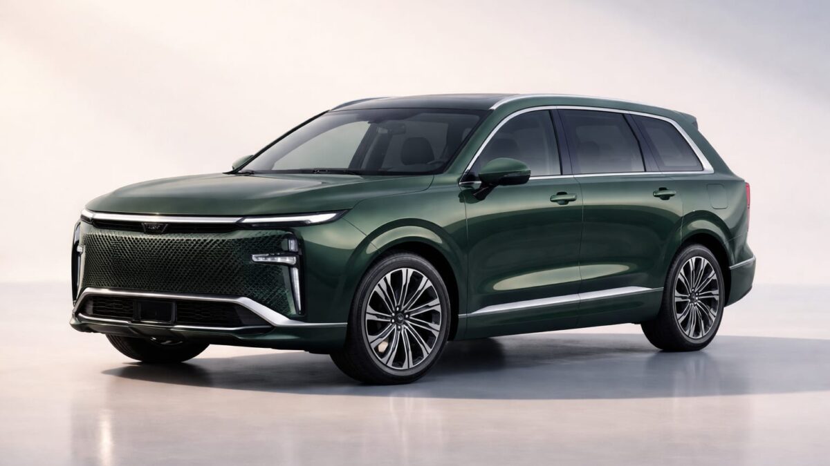 Wuling Starlight L PHEV oferă 260 km autonomie electrică din 37,9 kWh 1 Wuling Starlight L PHEV oferă 260 km autonomie electrică din 37,9 kWh