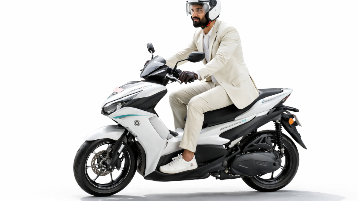 Yamaha Aerox-E atinge 95 km/h și oferă baterii detașabile de 3 kWh 1 Yamaha Aerox-E atinge 95 km/h și oferă baterii detașabile de 3 kWh