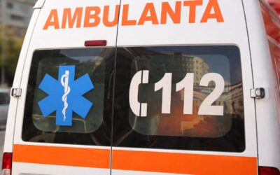 Două persoane au ajuns la spital după ce un autocar a lovit o motocicletă pe centura Timișoarei 2 Două persoane au ajuns la spital după ce un autocar a lovit o motocicletă pe centura Timișoarei