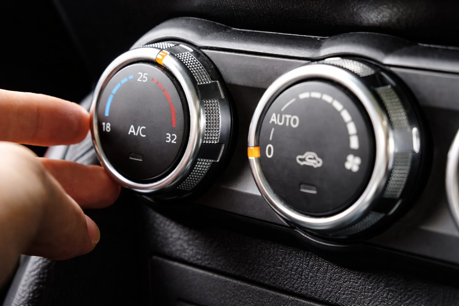 Habitaclul unei mașini poate atinge 60°C. Două metode simple scot mai repede aerul încins 2 aer încins mașină, imagine 2