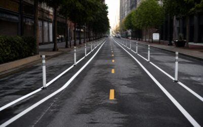 Lățimea benzilor de circulație se îngustează în orașe