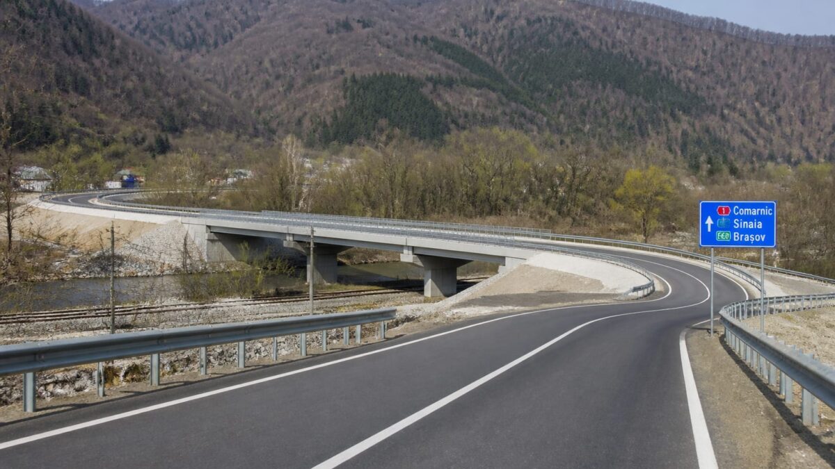 Centura Comarnic a fost asfaltată complet. Ce schimbă pe DN1 cei 5,9 km parcurși în circa 4 minute 1 Centura Comarnic a fost asfaltată complet. Ce schimbă pe DN1 cei 5,9 km parcurși în circa 4 minute
