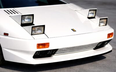 Prototipul Cizeta-Moroder V16T din 1988, cu un motor V16 de 540 CP, a fost scos la licitație