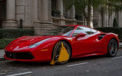Ferrari de 4,3 milioane de euro, confiscat la Londra. Proprietarul îl avusese doar 20 de minute pe drum
