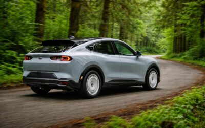 Ford recheamă 86.543 de Mustang Mach-E. O piesă de la geamurile spate se poate desprinde în mers