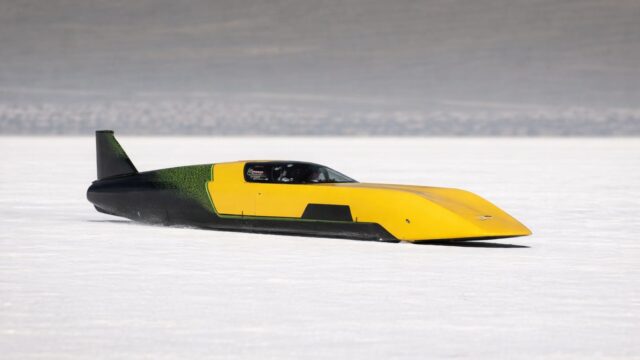 Andy Green atacă marți 563,4 km/h la Bonneville. Cum intră hidrogenul în lupta cu dieselul și electricul 14 Andy Green atacă marți 563,4 km/h la Bonneville. Cum intră hidrogenul în lupta cu dieselul și electricul