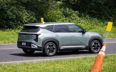 Kia intră mai jos în segmentul SUV-urilor electrice cu EV3