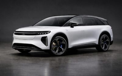 Lucid atacă zona cu marjă mare a SUV-urilor electrice rapide într-un moment de presiune financiară