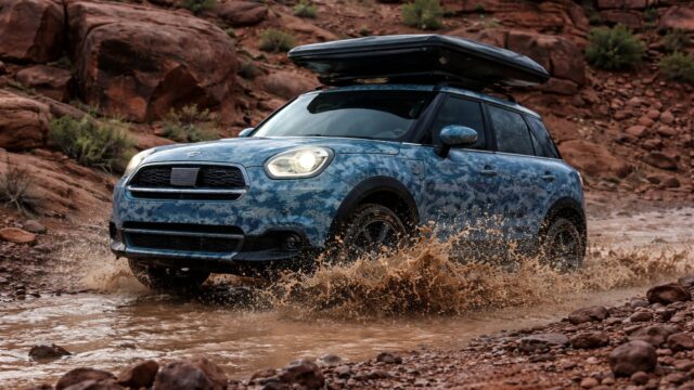 MINI folosește un Countryman nelansat la Rebelle Rally 2026