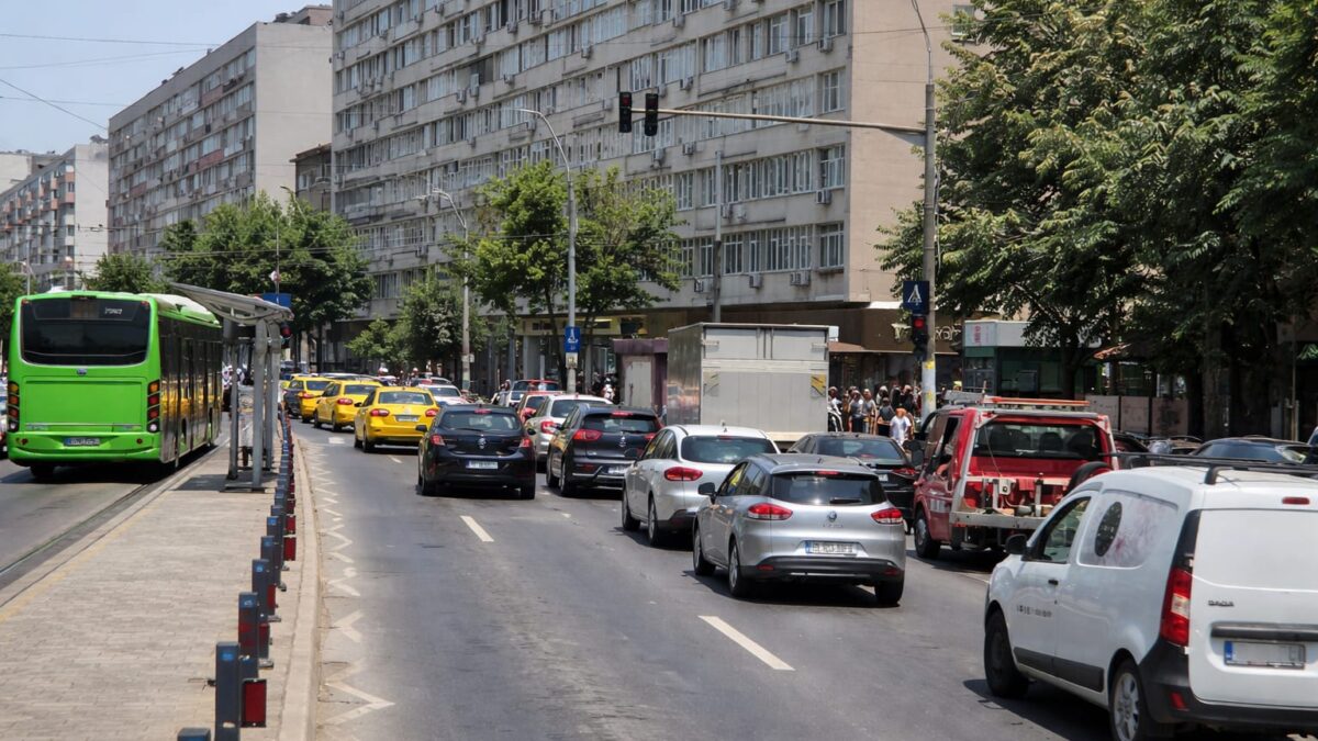 Piața auto din România s-a prăbușit cu 28% în iulie 1 Piața auto din România s-a prăbușit cu 28% în iulie