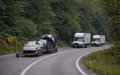 10 km ar fi mers mai departe șoferul unei platforme rămase fără roată pe Valea Oltului, după ce piesa a zburat pe contrasens