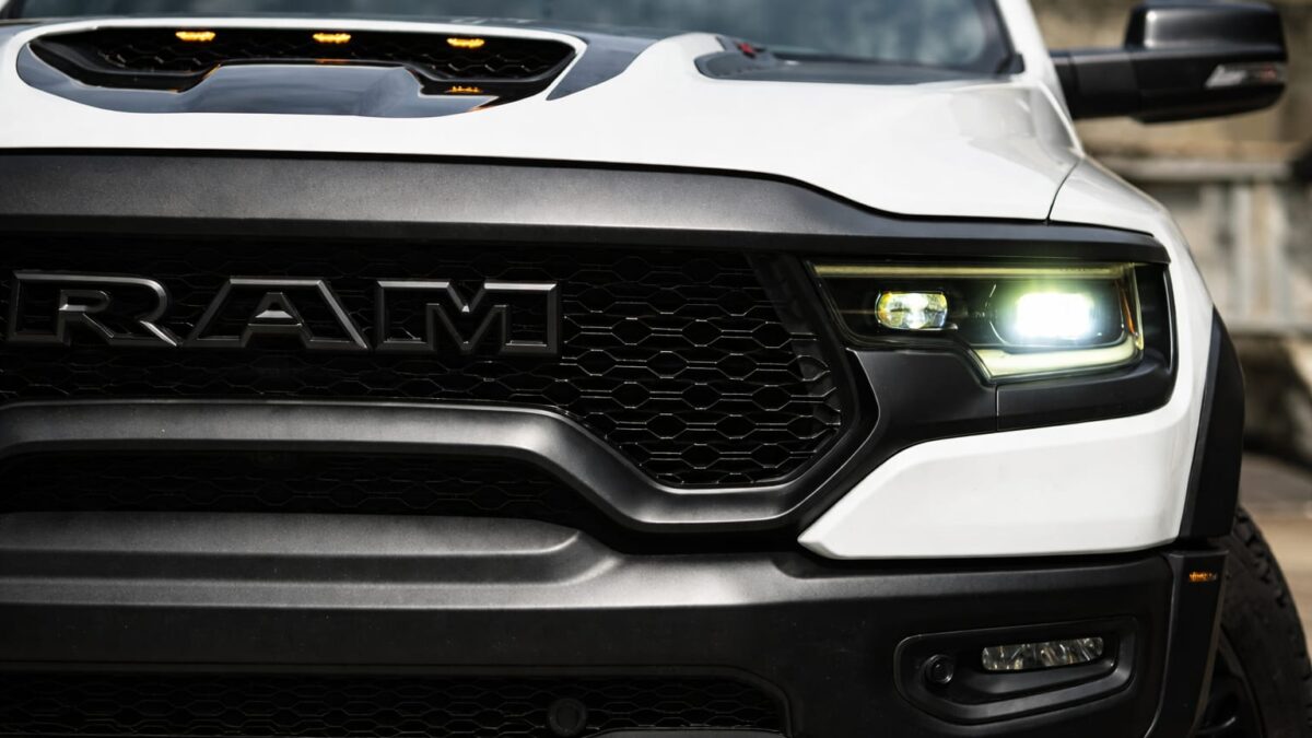 Ram renunță la eTorque pentru V8-ul Hemi de 5,7 litri 1 Ram renunță la eTorque pentru V8-ul Hemi de 5,7 litri