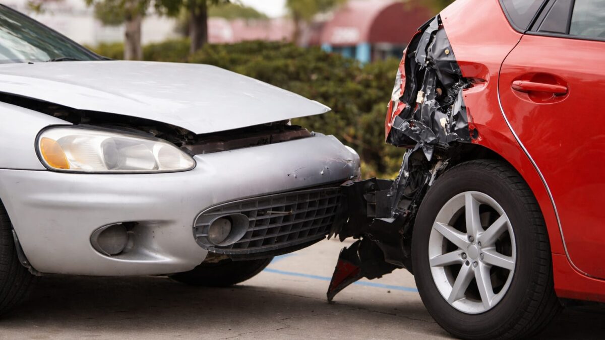 3 din 10 vehicule din România circulă fără RCA valabil